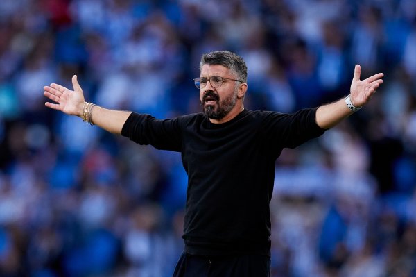Gattuso: Tinh thần của cuộc đấu tranh tập thể là DNA bóng đá Ý. Giorgio Armani đại diện cho chất lượ