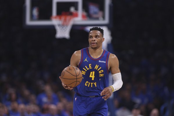 Jefferson nói về Westbrook: Bạn có muốn nghỉ hưu với một thái độ đàng hoàng không? Hoặc chỉ yêu bóng