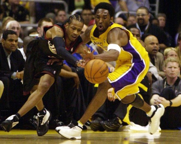 Iverson: Hàng thủ Kobe Bryant gây rắc rối cho tôi nhưng 90% trận tệ tôi chơi là lỗi của tôi